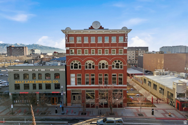 159 W Broadway  #409
                     MLS #2116696