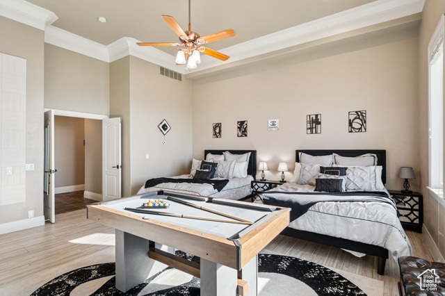 Photo 47 for MLS #2116700 at 941 N Sandhurst Dr