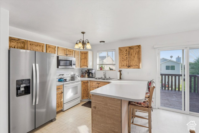 Photo 10 for MLS #2116702 at 4141 W 4875 South