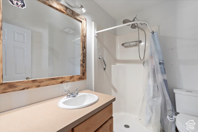 Photo 15 for MLS #2116702 at 4141 W 4875 South
