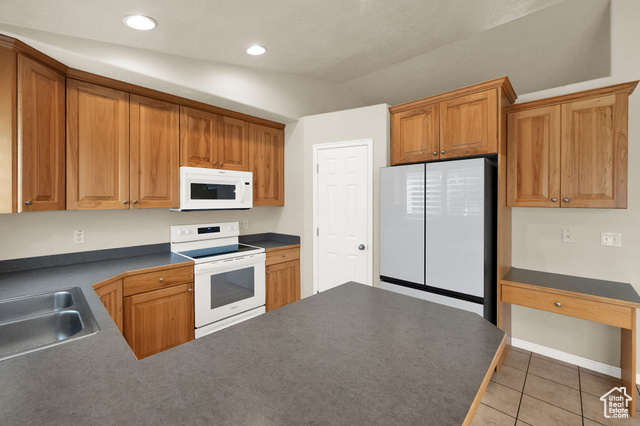 Photo 10 for MLS #2116706 at 6806 S Duchess St