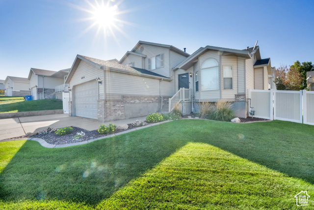 Photo 4 for MLS #2116706 at 6806 S Duchess St