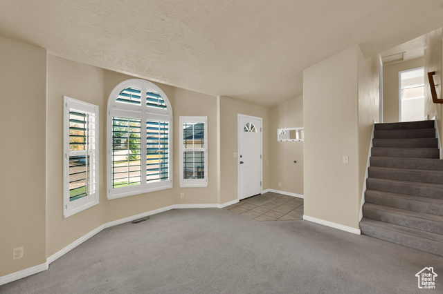 Photo 5 for MLS #2116706 at 6806 S Duchess St