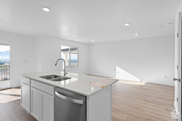 Photo 6 for MLS #2116711 at 337 E Glencoe Dr #1091