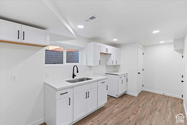 Photo 5 for MLS #2116717 at 2120 E Newcastle Dr