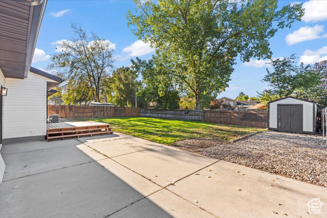 Photo 21 for MLS #2116717 at 2120 E Newcastle Dr