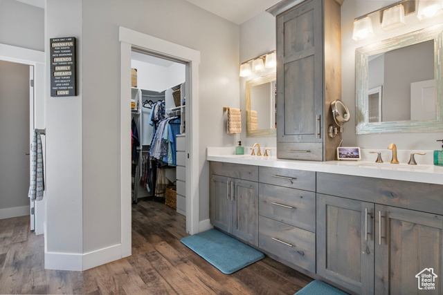 Photo 18 for MLS #2116733 at 372 W Clark Cir