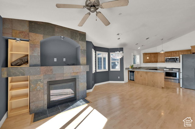 Photo 7 for MLS #2116737 at 74 E Resaca Dr #B12