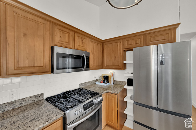 Photo 11 for MLS #2116737 at 74 E Resaca Dr #B12