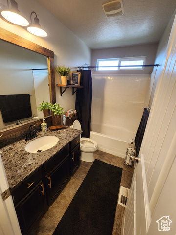 Photo 23 for MLS #2116745 at 4028 S Young Dr