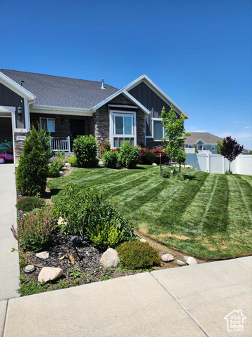 Photo 6 for MLS #2116745 at 4028 S Young Dr