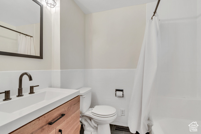 Photo 17 for MLS #2116758 at 1707 S 50 East