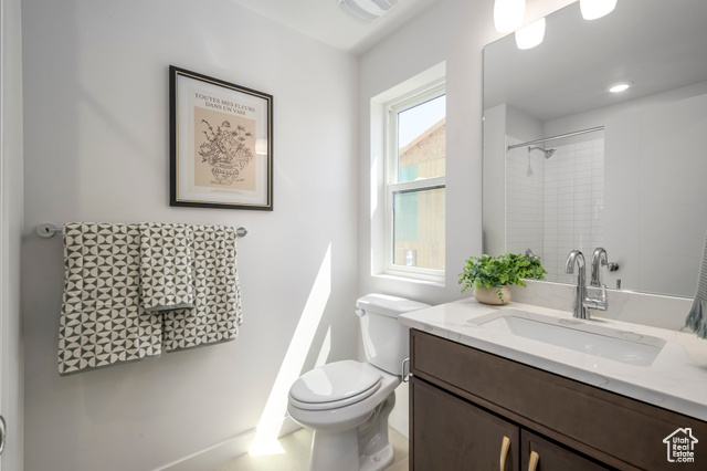 Photo 14 for MLS #2116770 at 2083 W Pinnacle Ln #H-4