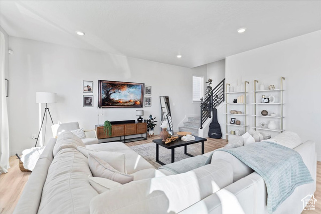 Photo 3 for MLS #2116772 at 2197 N Chianti St