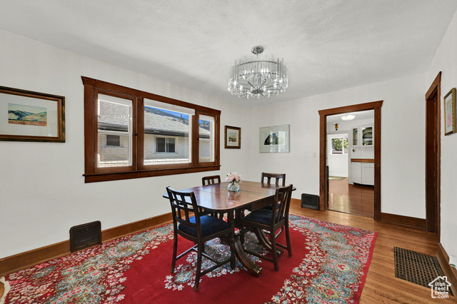 Photo 7 for MLS #2116773 at 540 E Redondo Ave
