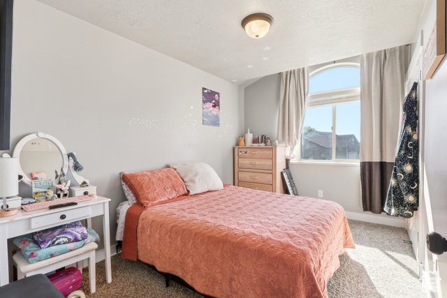 Photo 11 for MLS #2116774 at 5404 S 3150 West