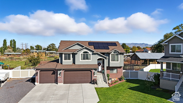 Photo 2 for MLS #2116774 at 5404 S 3150 West