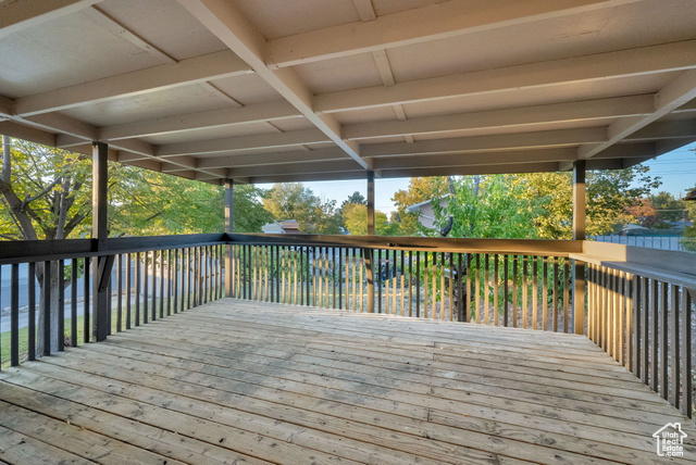 Photo 25 for MLS #2116784 at 1327 E Madrid Way