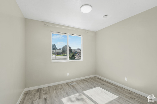 Photo 9 for MLS #2116793 at 282 W Apple St