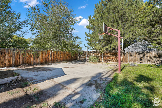 Photo 25 for MLS #2116793 at 282 W Apple St