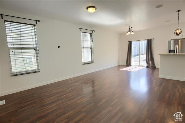 Photo 6 for MLS #2116800 at 1587 W Kinloch Way