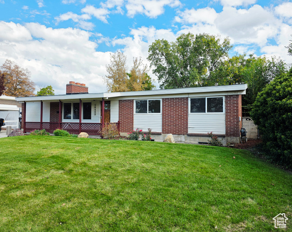 Photo 3 for MLS #2116805 at 10433 S Carnation Dr