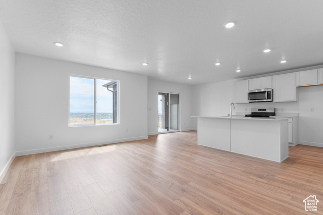 Photo 6 for MLS #2116809 at 331 E Glencoe Dr #1092