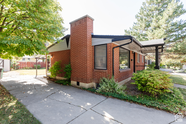 Photo 5 for MLS #2116812 at 556 E 1100 North