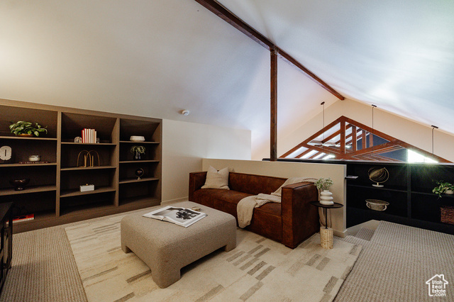 Photo 15 for MLS #2116826 at 2105 E Fardown Ave