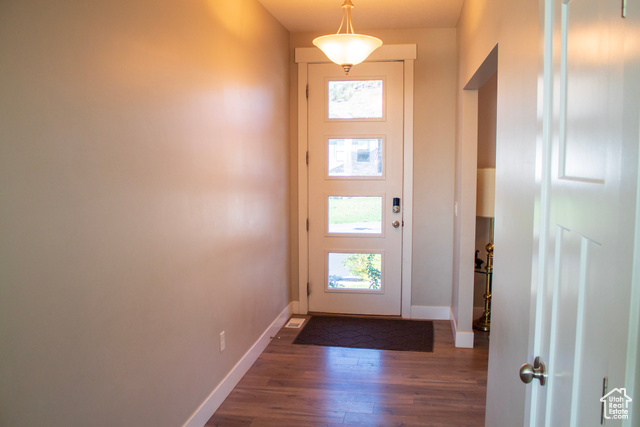 Photo 2 for MLS #2116843 at 2248 E Grenada Ln