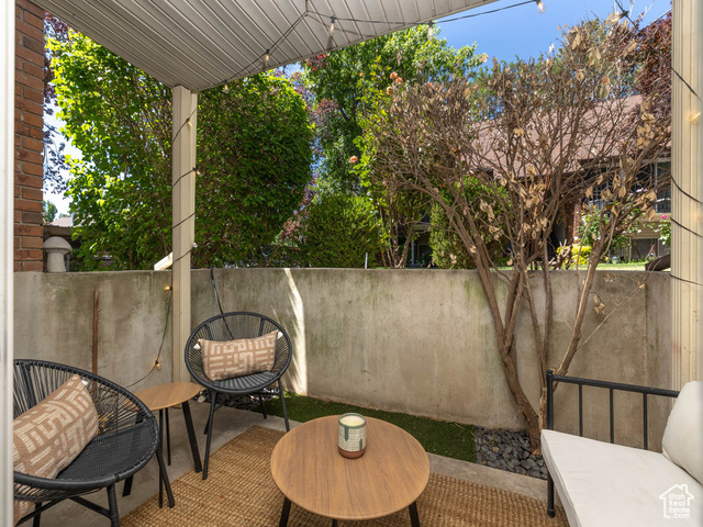 Photo 14 for MLS #2116844 at 1169 E Cottonwood Hills Dr