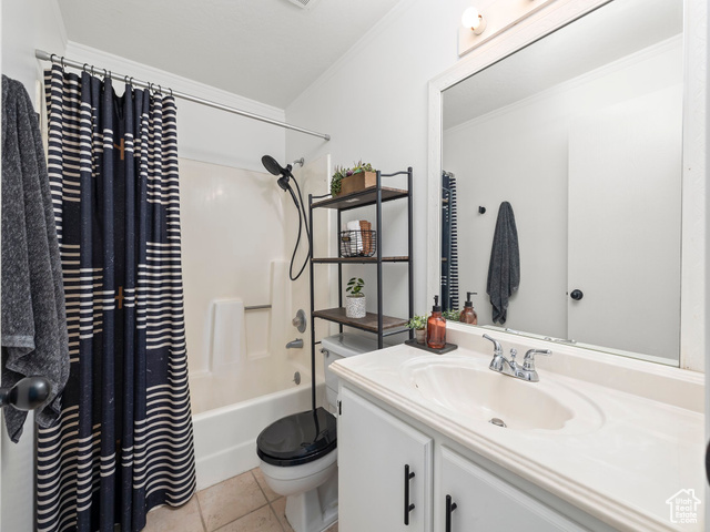 Photo 12 for MLS #2116844 at 1169 E Cottonwood Hills Dr