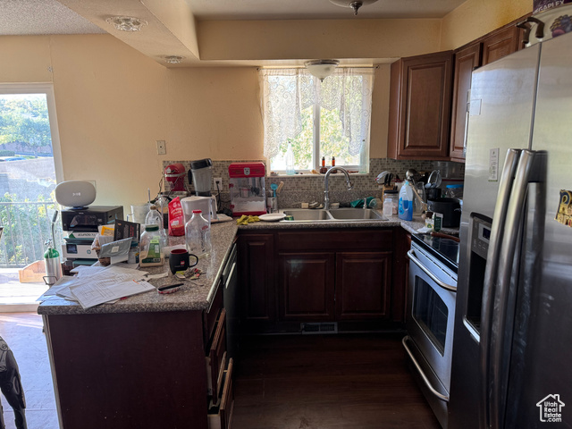 Photo 6 for MLS #2116845 at 992 E Sunburn Ln