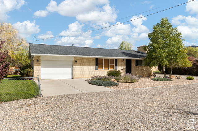 Photo 3 for MLS #2116855 at 156 W 200 North