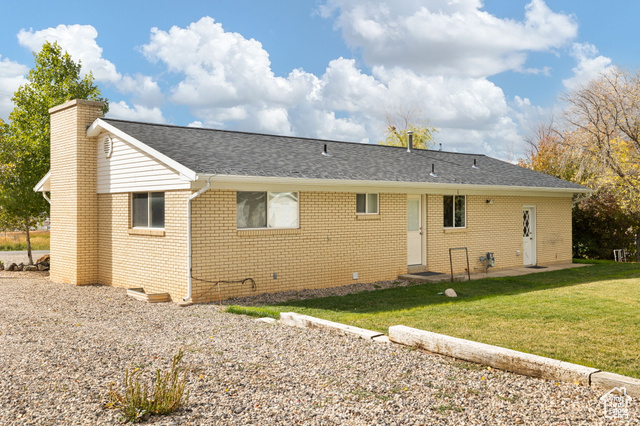 Photo 34 for MLS #2116855 at 156 W 200 North