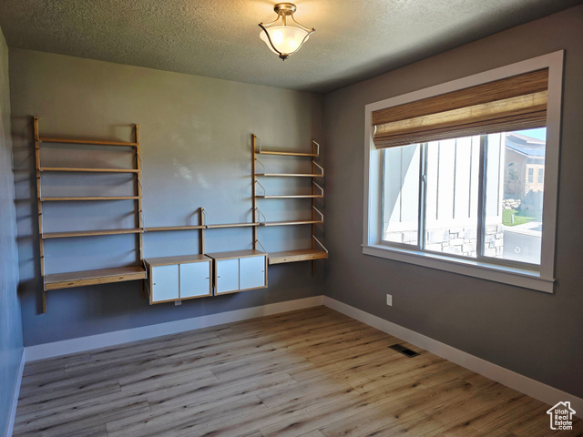 Photo 5 for MLS #2116861 at 9051 N Clubhouse Ln