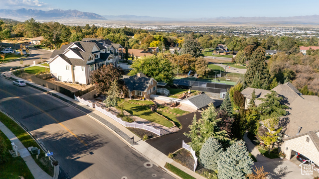 Photo 50 for MLS #2116867 at 914 E Lakeview