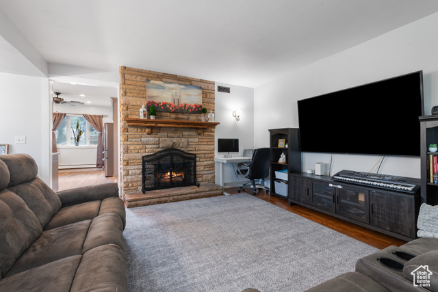 Photo 15 for MLS #2116867 at 914 E Lakeview
