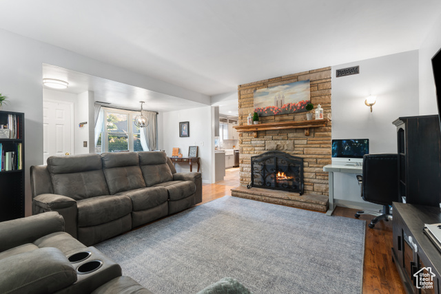 Photo 16 for MLS #2116867 at 914 E Lakeview
