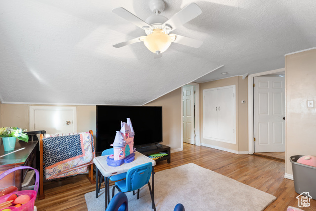 Photo 23 for MLS #2116867 at 914 E Lakeview
