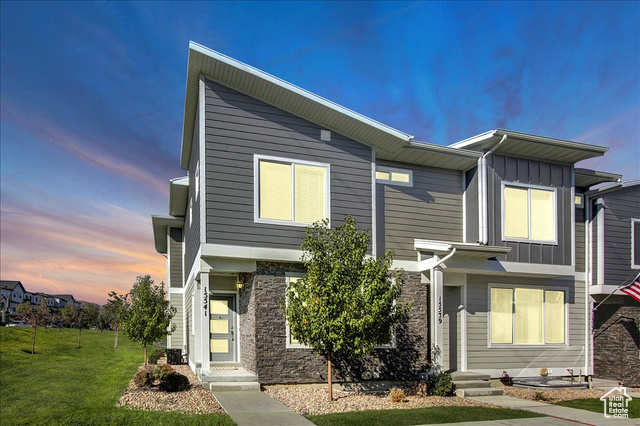 15541 S DEMOCRACY DR, Bluffdale UT 84065