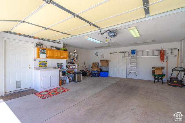 Photo 7 for MLS #2116873 at 392 N Windsor Dr #1-20