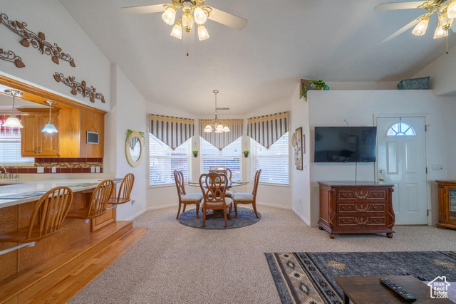 Photo 35 for MLS #2116873 at 392 N Windsor Dr #1-20
