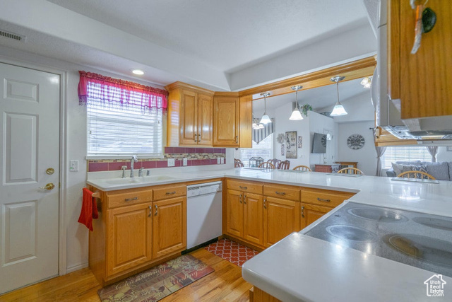 Photo 40 for MLS #2116873 at 392 N Windsor Dr #1-20