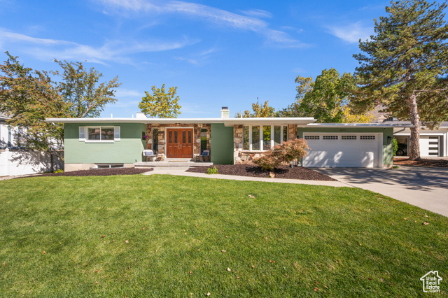 Photo 2 for MLS #2116883 at 8597 S Mount Majestic Rd