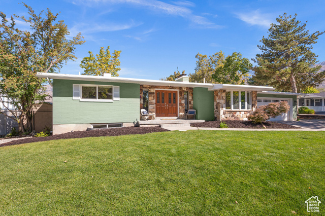 8597 S MOUNT MAJESTIC RD, Sandy UT 84093