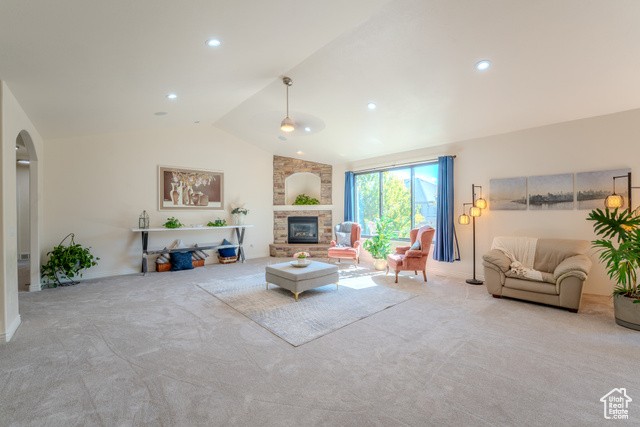 Photo 14 for MLS #2116886 at 161 W Sweetbriar Ln