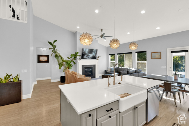 Photo 13 for MLS #2116895 at 497 N Stone Creek Cir