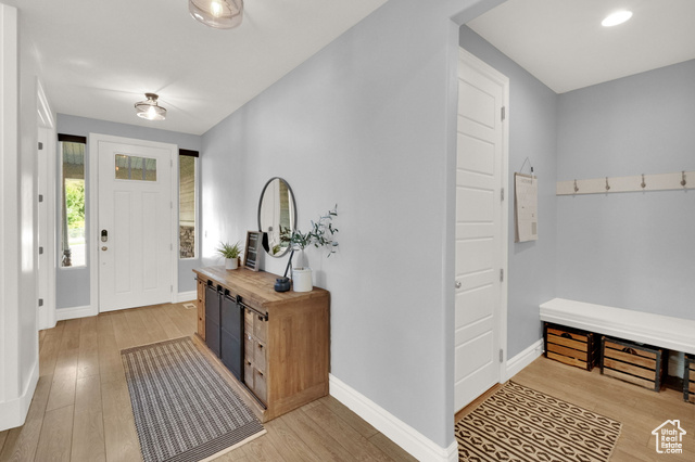 Photo 6 for MLS #2116895 at 497 N Stone Creek Cir
