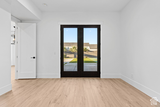 Photo 31 for MLS #2116900 at 697 E Margarita Way